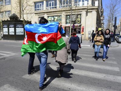  Armenia, Azerbaijan Agree On New “humanitarian Ceasefire”-TeluguStop.com