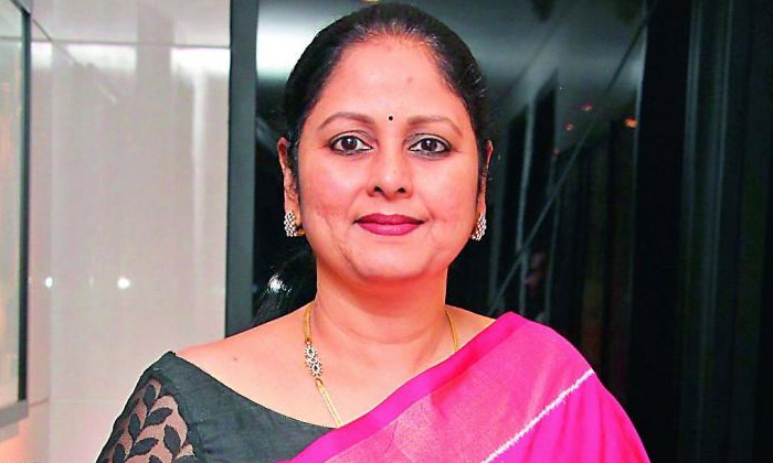  Telugu Veteran Actress Jayasudha About Marriage-TeluguStop.com