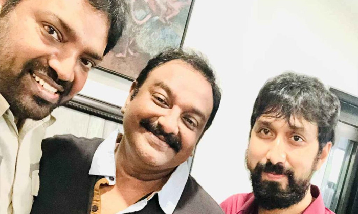  Mega Directors Vinayak Mehar Ramesh Baby Selfie Goes Viral  , Mega Directors, Ch-TeluguStop.com