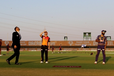  Wearing Out Pitches Due To Overuse Make Ipl Teams Pick Spinners-sports–cri-TeluguStop.com