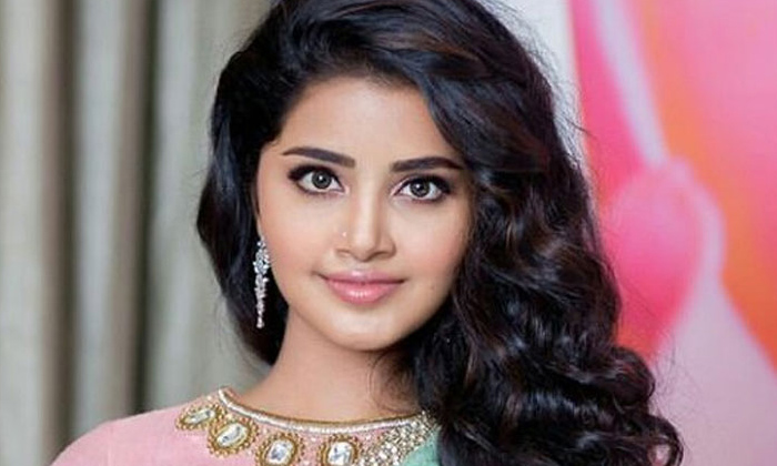  Anupama Parameswaran Sensational Comments About Casting Couch, Casting Couch, An-TeluguStop.com