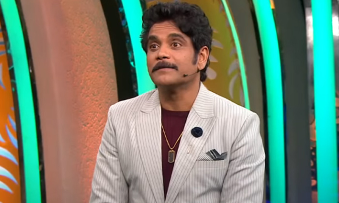  Netizens Trolls On Nagarjuna Photos With Divi And Noel Sean, Noel Sean, Divi, So-TeluguStop.com