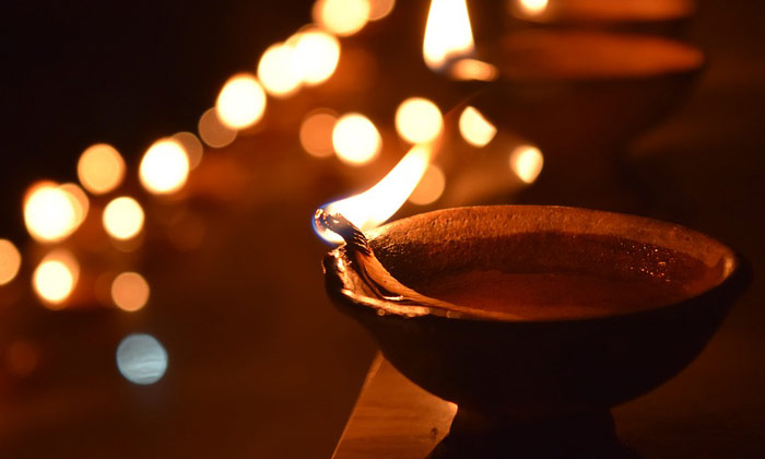  Significance Of Lighting Oil Lamp, Deepam, Panchabuthalu, Hindu Believes, Hindu-TeluguStop.com