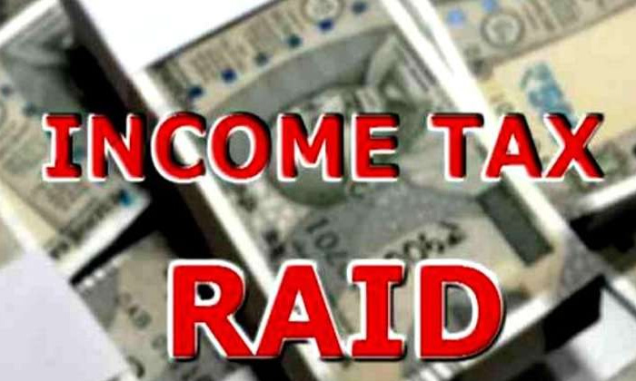  Chennai,income Tax Department,it Raids,farmer House,kadalooru Distric,muthukrish-TeluguStop.com