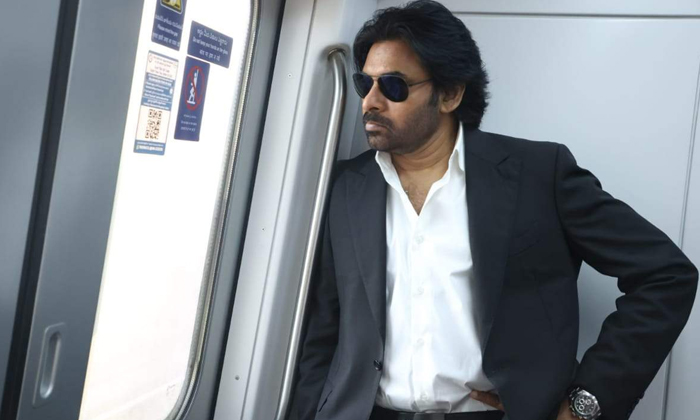  Pawan Kalyan Vakeel Saab Shooting Update  Pawan Kalyan, Vakeel Sahebh, Sruthi Ha-TeluguStop.com