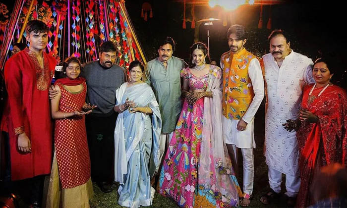  That's Why Pawan Kalyan Wife Anna Lezhneva Not Attending To The Niharika Wedding-TeluguStop.com