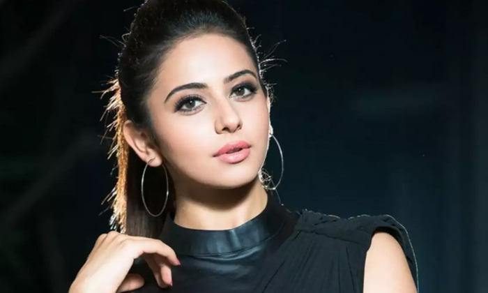  Rakul Preet Singh Tests Negative For Covid-TeluguStop.com