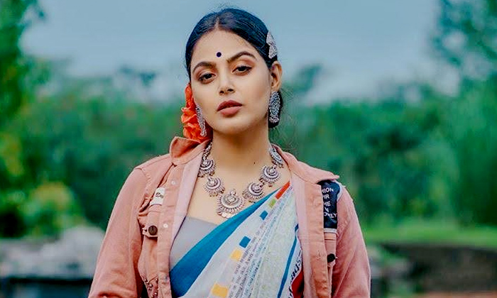  Monal Gajjar Signs A Dance Show After Bigg Boss, Monal Gajjar, Bigg Boss, Nagarj-TeluguStop.com