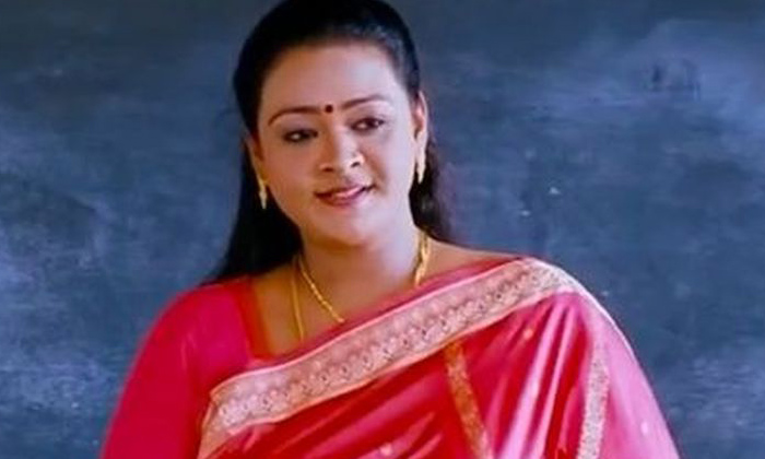  Shakeela Has A Special Message For Young Actors In Movie Industry.-TeluguStop.com