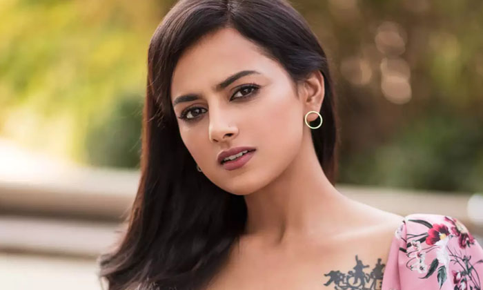  Shraddha Srinath Ready To Do Glamorous Roles, Tollywood, South Heroines, South B-TeluguStop.com
