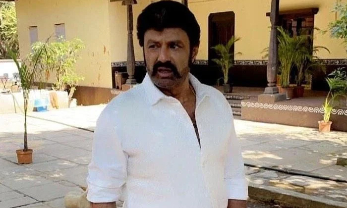  Balakrishna,balakrishna Viral Look,tollywood,movie Shooting, Bb3 Movie, Director-TeluguStop.com