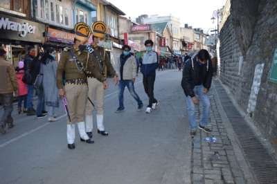  Himachal Bursting With New Year’s Eve Revellers-TeluguStop.com