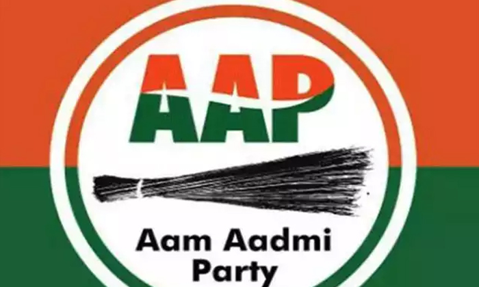  Aap Stand In Gujarat Local Body Elections Release The Candidates List,aap, Gujar-TeluguStop.com