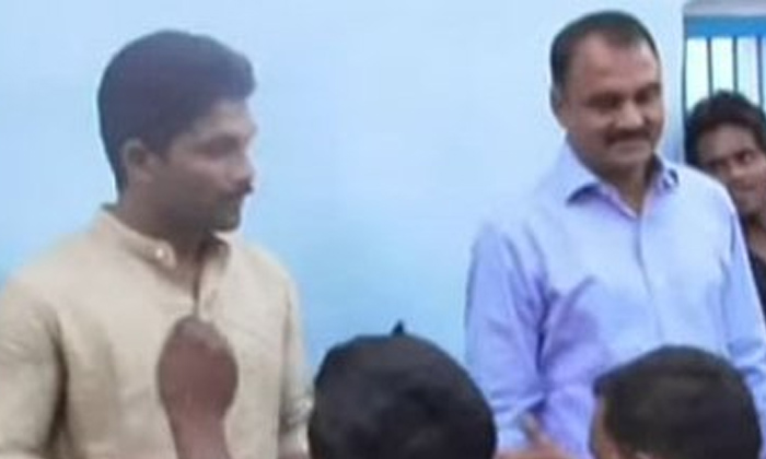 Telugu Allu Arjun, Bunny, Dubakka, Ibrahim Patnam, Nagarjuna Sagar, Simhaiah, St