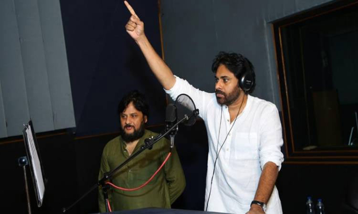  Pawan Kalyan Finalized Surendar Reddy Story, Tollywood, Telugu Cinema, Vakeel Sa-TeluguStop.com