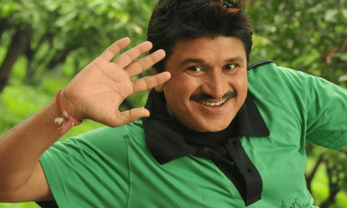 Rumors On Jabardasth Star Comedian Rocket Raghava, Covid Positive, Jabardast Sho-TeluguStop.com