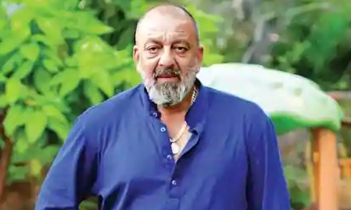  Sanjay Dutt Not Accepted To Change Action Episodes In Kgf 2, Tollywood, Sandalwo-TeluguStop.com