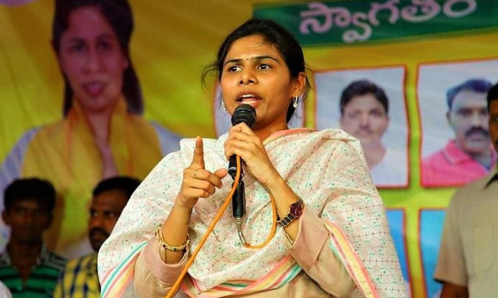  Bhuma Akhila Priya Got Bail Tomorrow Release From Jail, Bhargav Ram, Bhuma Akhil-TeluguStop.com