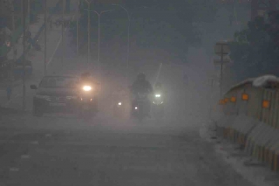  Cold Wave Hits Bihar, Fog Reduces Visibility-TeluguStop.com