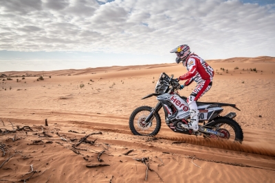  Dakar Rally: Santosh Gains Two Spots At The End Of Stage 3-TeluguStop.com