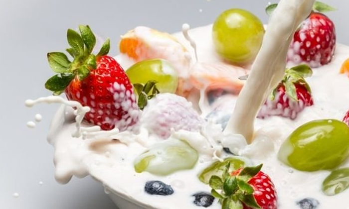  It Is Very Dangerous To Take These Foods Mixed With Milk! Dangerous Food Combin-TeluguStop.com