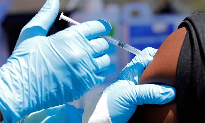 Co Vaccine Had Some Restriction ,covishelid,govt Permission,seerum Institute,dac-TeluguStop.com