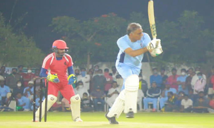  Harish Rao The Minister Who Made A Professional Cricketerharish Rao-baga Reddy G-TeluguStop.com