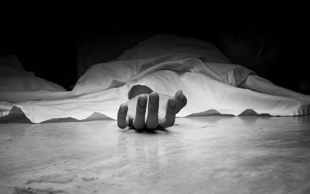  Hyderabad, Miyapur, Girl, Suicide-TeluguStop.com