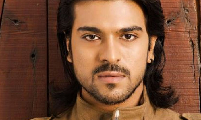  Ram Charan Look In An Old Pic Invites Trolls, Ram Charan, Past Look, Old Photo,-TeluguStop.com