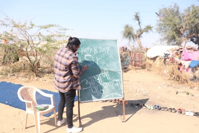  Once Beggars, These Kids Aspire To Join Army Courtesy Cop’s School-TeluguStop.com