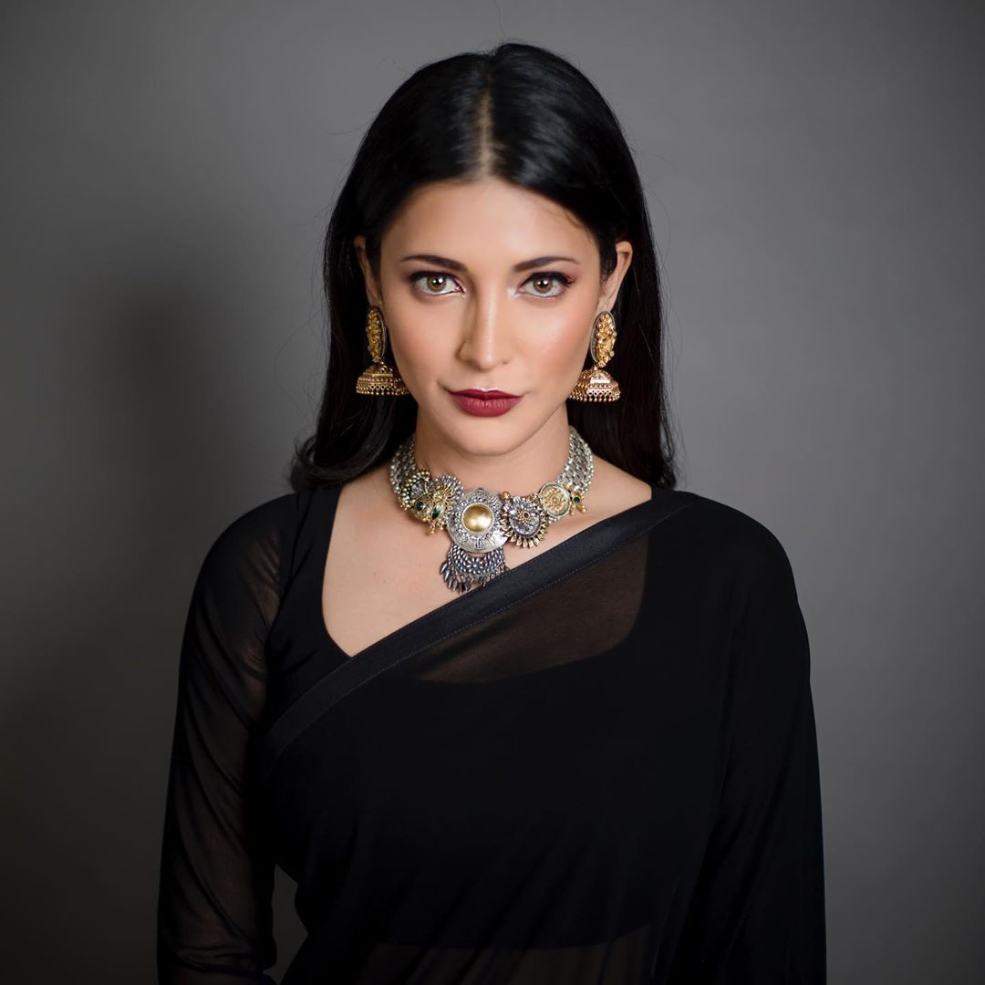  Shruti Haasan Opened About Her New Love Life In A Live Chat.-TeluguStop.com