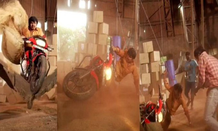  Small Accident In Sampoornesh Babu Bazar Rowdy Movie Shooting,hridaya Kaaleyam,b-TeluguStop.com