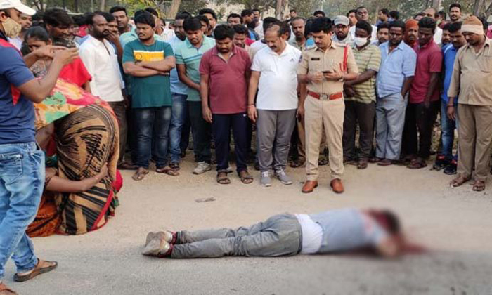 Telugu Acp Vinod Kumar, Hanumakonda, Hyderabad, Janagaon, Murdered, Puli Swamy,