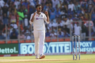  3rd Test: Patel Takes 6 Wkts As India Bowl Out England For 112-TeluguStop.com