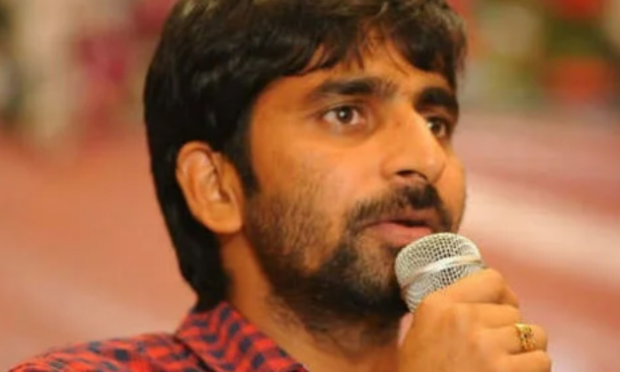  Krack Movie Director Gopichand Malineni To Direct Star Heroes, Megastar Chiranje-TeluguStop.com