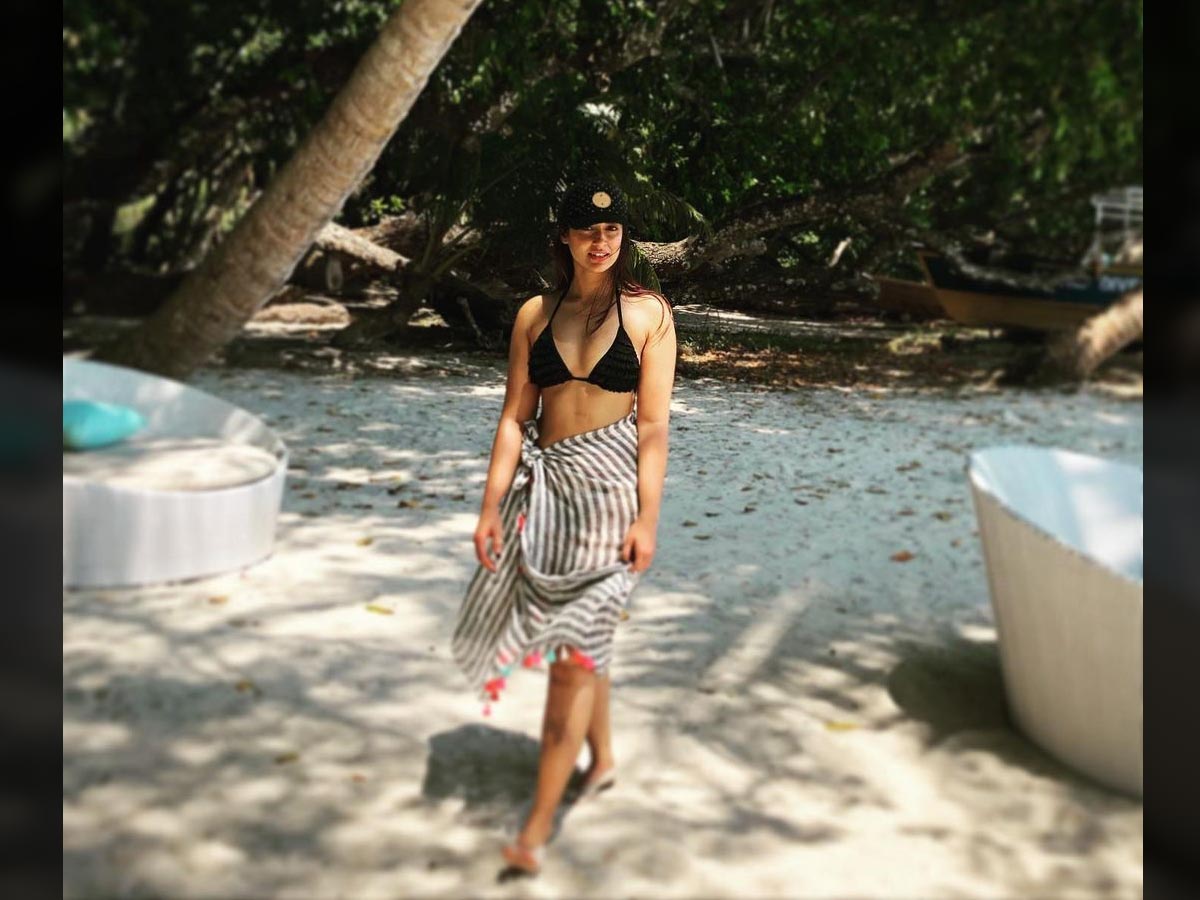  Ileana Shares A Throwback Bikini Picture On Instagram.-TeluguStop.com
