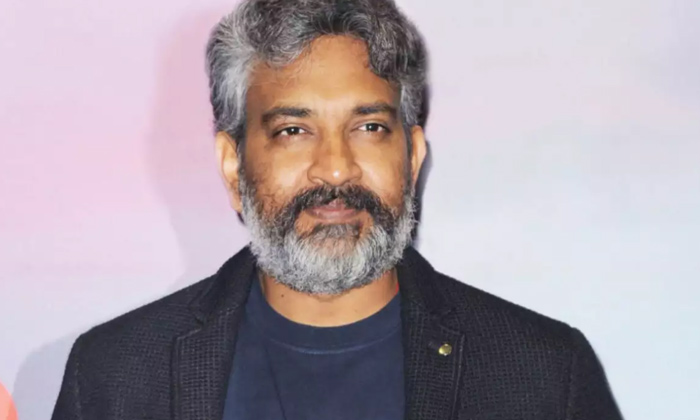  Director Rajamouli Multi Starrer Movie With Mahesh Babu, Director Rajamouli, Mul-TeluguStop.com