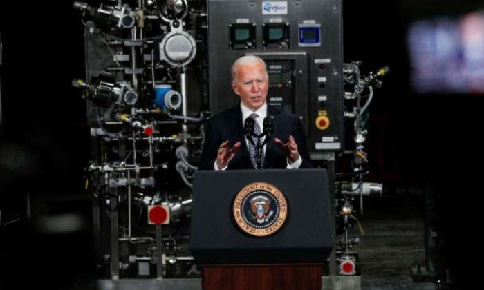  Joe Biden Urges Americans To Take Vaccine, Joe Biden, Americans, Pfizer Vaccine,-TeluguStop.com