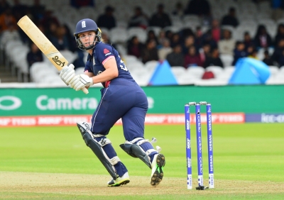  All-round Sciver Helps Eng Women Secure Series Win Over Nz-TeluguStop.com