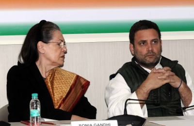  Delhi Hc Issues Notice To Sonia, Rahul In National Herald Case-TeluguStop.com