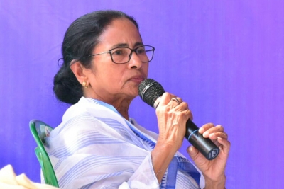  Fate Worse Than Trump Awaits Pm Modi: Mamata-TeluguStop.com