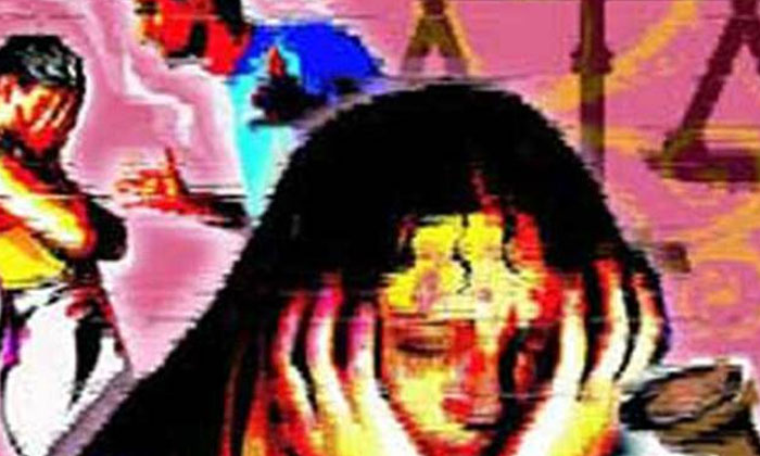  Wives Shared Husband In Ranchi, Wives Shared Husband, Ranchi Man Shared By Wives-TeluguStop.com