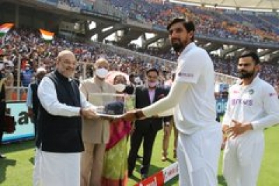  Ishant Sharma Felicitated By President Kovind, Shah On 100th Test-TeluguStop.com