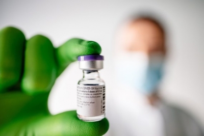  Pfizer-biontech To Test Third Dose Of Covid Vaccine-TeluguStop.com