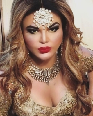  Rakhi Sawant: Went To ‘bigg Boss 14’ To Seek A Career Comeback-TeluguStop.com