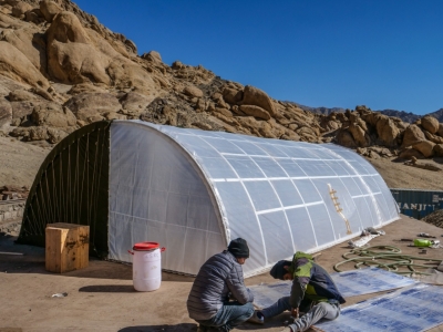  Sonam Wangchuk Makes Mobile Solar-powered Tent For Indian Army-TeluguStop.com