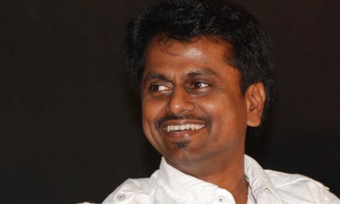  Director Murugadoss Early Days Struggles, Tamil Director Ar Murugadoss,  Ar Muru-TeluguStop.com
