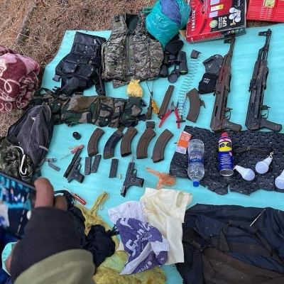  Terrorist Hideout Busted In Kashmir, Weapons Recovered-TeluguStop.com