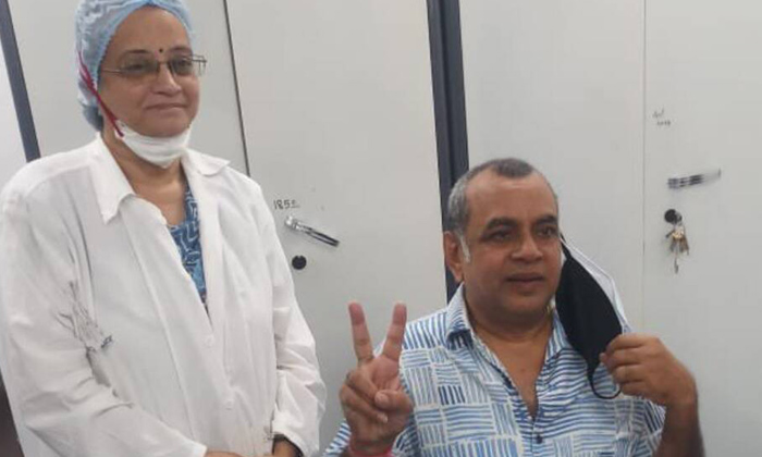 Actor Paresh Rawal Tests Positive For Covid-19 After Being Vaccinated-TeluguStop.com
