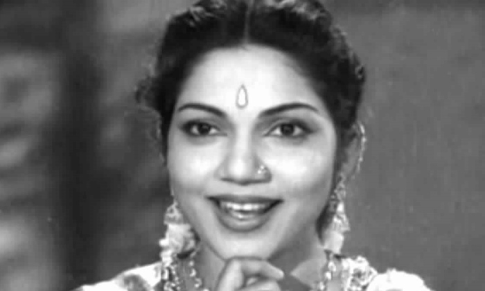  Actress Bhanumathi Personal Life Unknown Struggles-TeluguStop.com